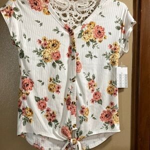 Bobbie Brooks crochet back top front tie shirt